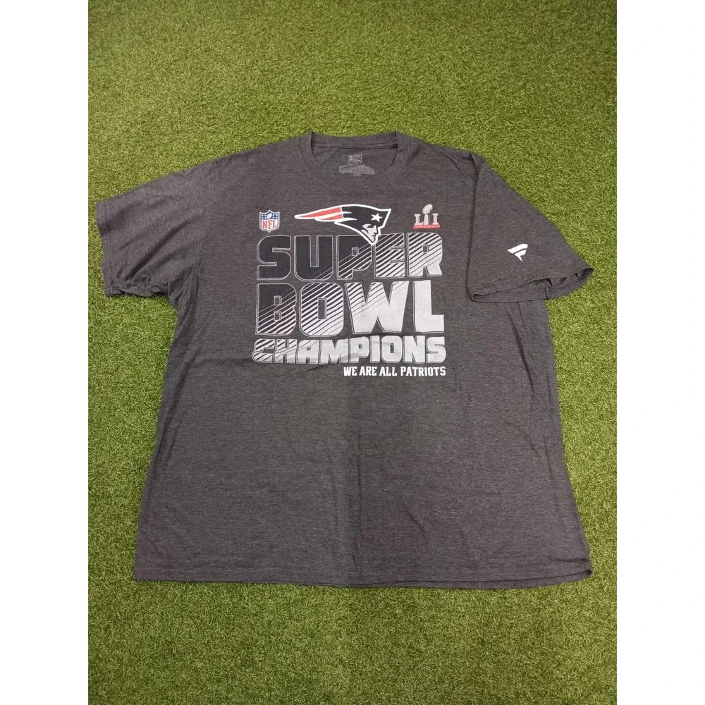 NFL Fanatics New England Patriots T Shirt Mens 2XL Gray Super‎ Bowl Champion